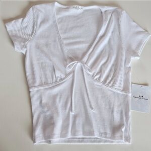 Women’s White Top